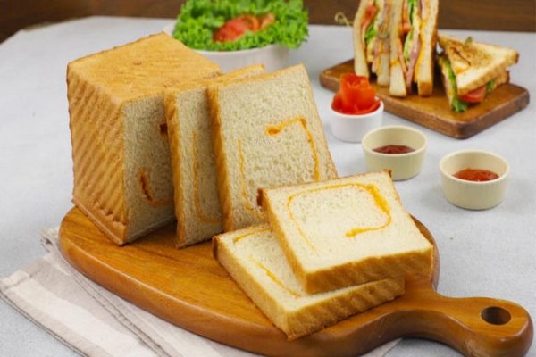 sandwich trắng chứa khoảng 276 calo